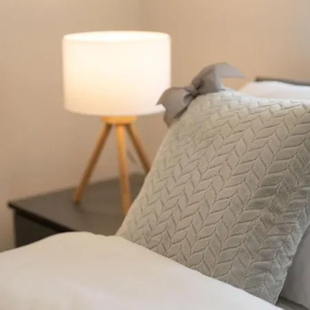 Luxury By Centre Etihad And Coop Live בית נופש