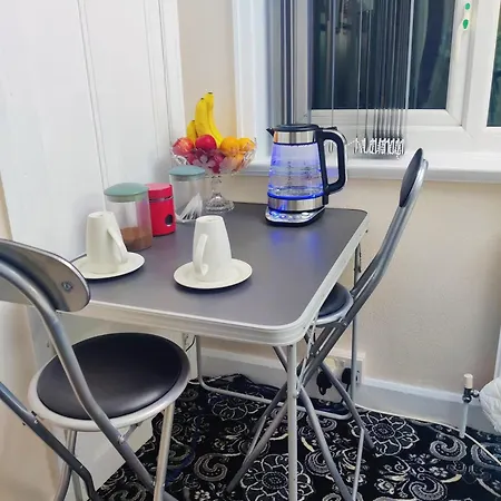 Проживание в семье Clayton *