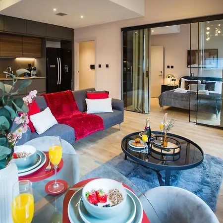 Stylish Escape - Walk To Chinatown *