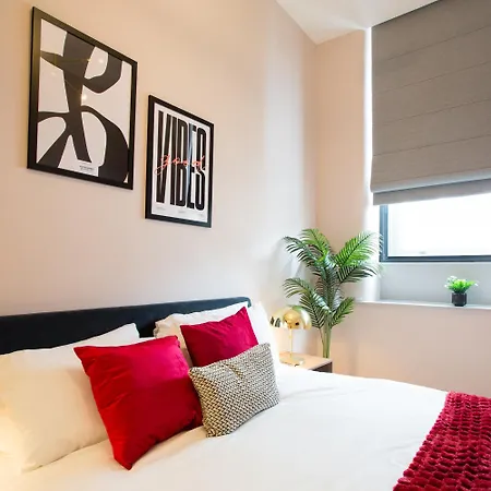 Stylish Escape - Walk To Chinatown