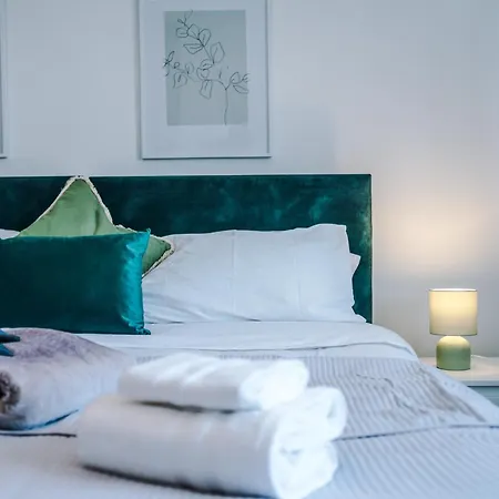 בית נופש Driveway Stunning 3bedroom In Withington