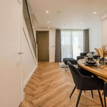 Nyaraló The Hidden - 4br Townhome Roof