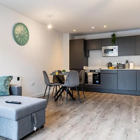 Centre , Old Trafford , Gym * Manchester