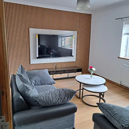 Apartment Grand Stretford *