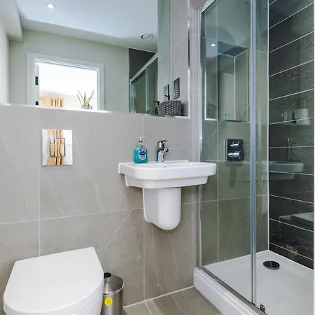 アパート 2 Bedroom With Free Parking In Centre, By Eason - Ideal For Weekend Getaways & Business Travel