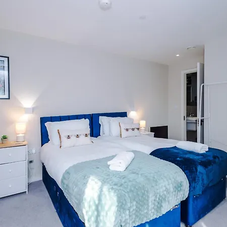 2 Bedroom With Free Parking In Centre, By Eason - Ideal For Weekend Getaways & Business Travel アパート マンチェスター