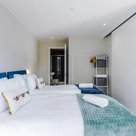アパート 2 Bedroom With Free Parking In Centre, By Eason - Ideal For Weekend Getaways & Business Travel *