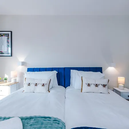 アパート 2 Bedroom With Free Parking In Centre, By Eason - Ideal For Weekend Getaways & Business Travel