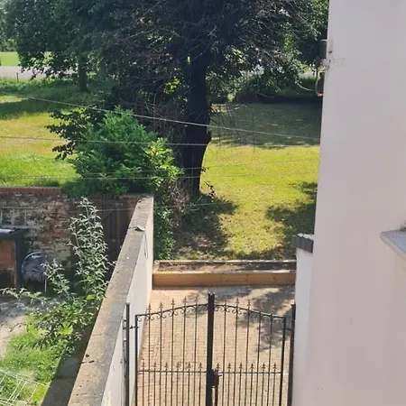 Отель Apex At Park