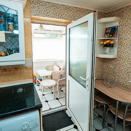Dom wakacyjny Family & Group In - Free Parking *