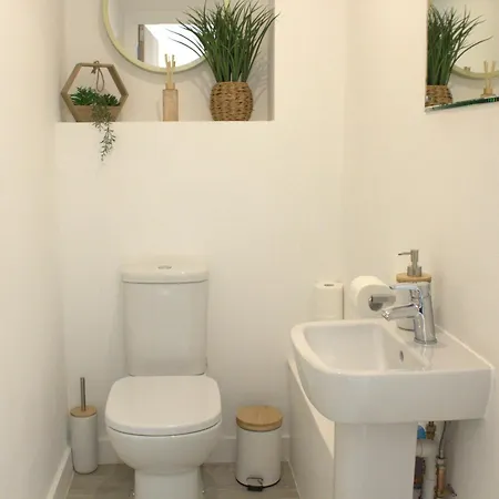 2bed Duplex Nr Aoarenaco-oplive Freewifi Апартаменты