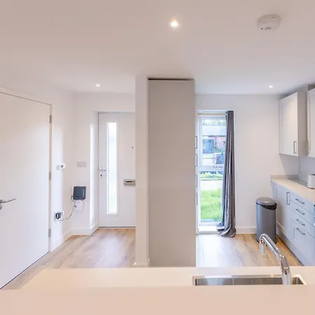 Joyful Management - A Mordern Semi-detached House With 3 Bedroom Nyaraló