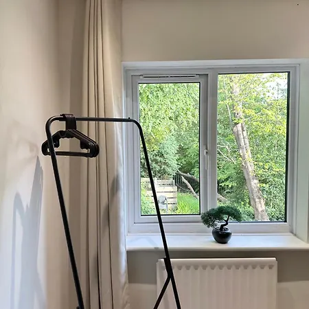 Canal Mews - 1 Min From Trafford Centre And 2 Min M60! *