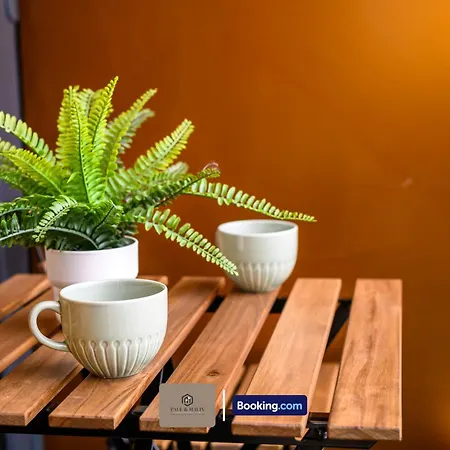 Appartement Modern 2 Bedroom By Paul & Malin Short Lets & Serviced Stretford With Free Parking & Gym Access