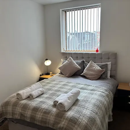 Lux 2bed Centre And Ao Arena Free Parking Modern