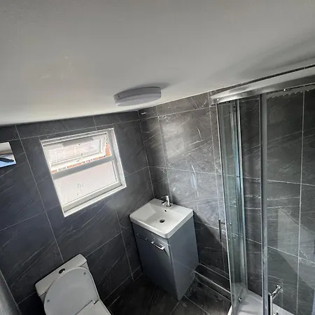 M12 Levenshulme Luxury Newly Renovated