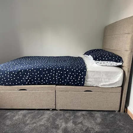 M12 Levenshulme Luxury Newly Renovated *