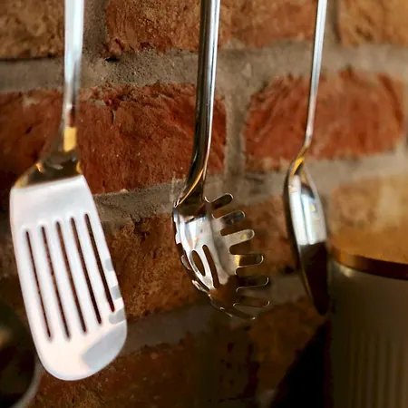 Stylish Seconds Away From Hotspots Pass The Keys Apartment Manchester