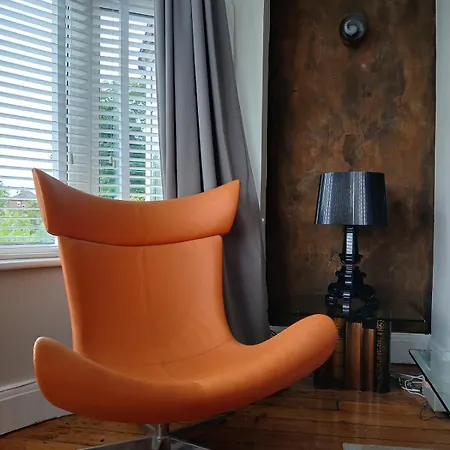 2 Bedroomed Homely House Manchester