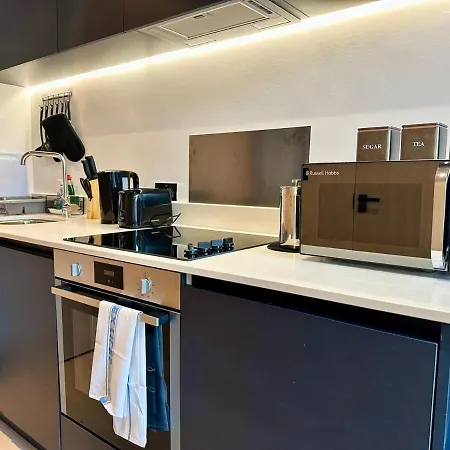 Cute 1 Bed Duplex With Balcony דירה מנצ'סטר