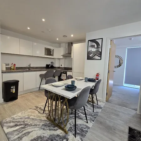 Apartament Mega9 Luxury 2bedrooms - 2baths, 2toilets
