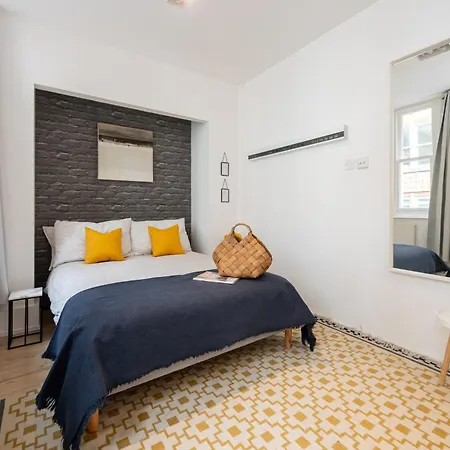 And Quirky Northern Quarter Flat, *