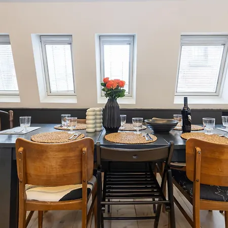 And Quirky Northern Quarter Flat, * Manchester