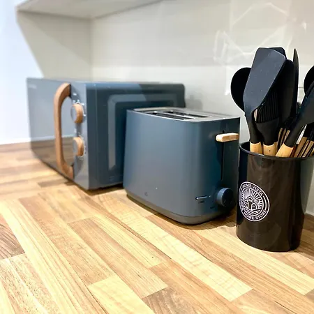 Luxurious 2 Bedroom - Water View And Parking Apartment Manchester