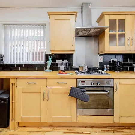 Charming Cosy - Your Retreat Awaits *