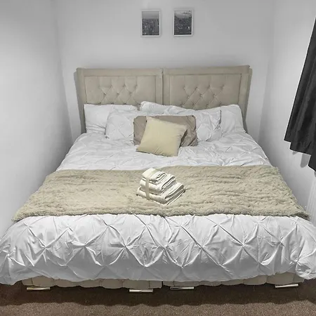Warm&cosy 3bedroom In The Heart Of Holiday home Manchester