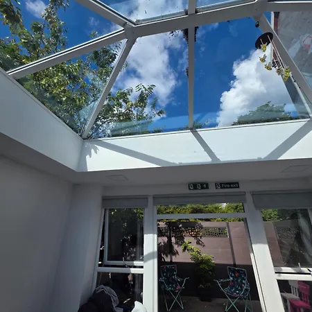 Bee Hive Flat * מנצ'סטר