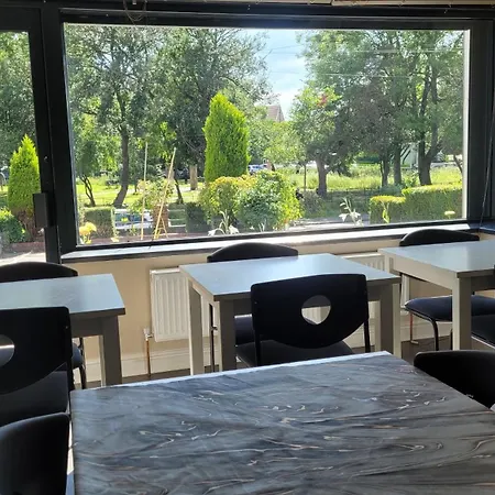 Park Crescent בית הארחה מנצ'סטר