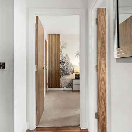 The Artist Abode In - Parking Apartman *