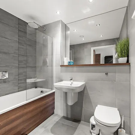 The Artist Abode In - Parking Apartman Manchester