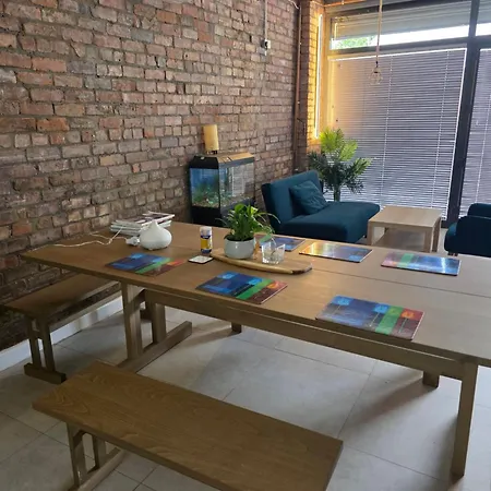 Bee Hive * Манчестер