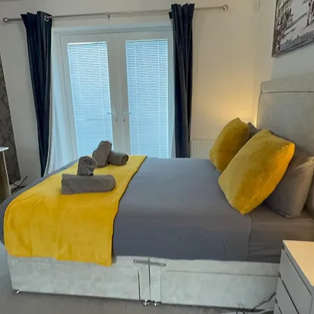 Διαμέρισμα Contractor Stays, Fast Wifi, Free Parking, Work *