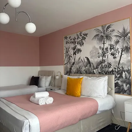 Budget Friendly Private - Free Parking Apartmán