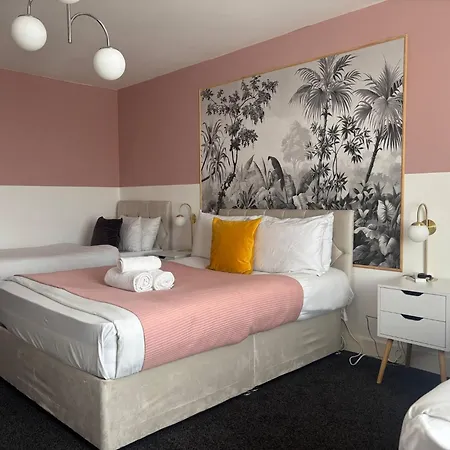 Budget Friendly Private - Free Parking Apartmán