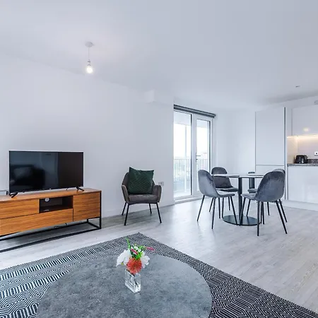 Monthlyescape Family Leisure Wifi Sleeps4 מנצ'סטר