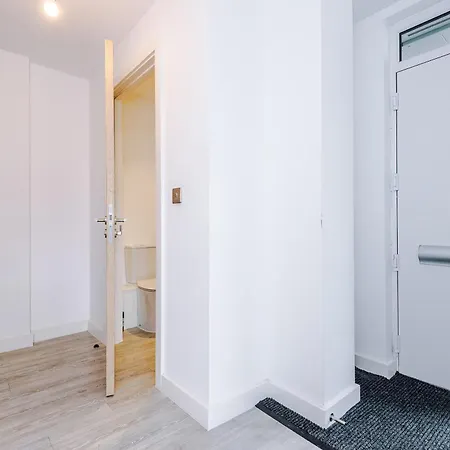 Monthlyescape Family Leisure Wifi Sleeps4 מנצ'סטר