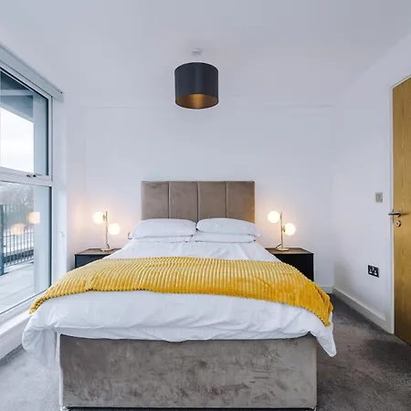 דירה Monthlyescape Family Leisure Wifi Sleeps4 מנצ'סטר