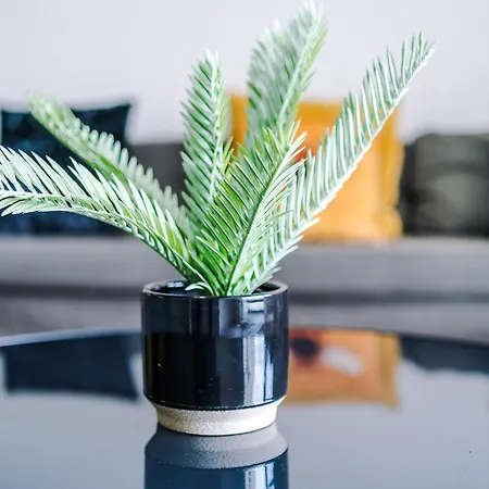 Διαμέρισμα Charming Salford, Staycation, Wifi, Sleeps 5 Μάντσεστερ