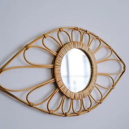 Apartment Charming Salford, Staycation, Wifi, Sleeps 5 *