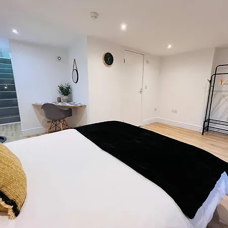 בית נופש Spacious Victorian 5bedroom 5bathroom W Free Parking