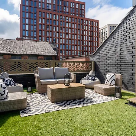 West Townhouse By Casacity בית נופש *