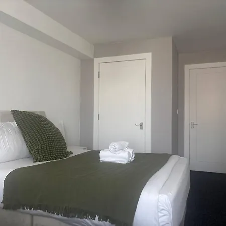 Deluxe Double Parking Апартаменты Манчестер
