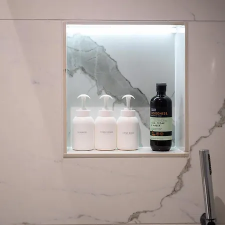 Luxury 5 Star Didsbury By Superhost *