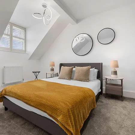 Luxury 5 Star Didsbury By Superhost Сasa de vacaciones *
