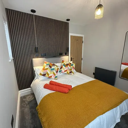 アパート Short Walk To Coop Live And Etihad Stadium *