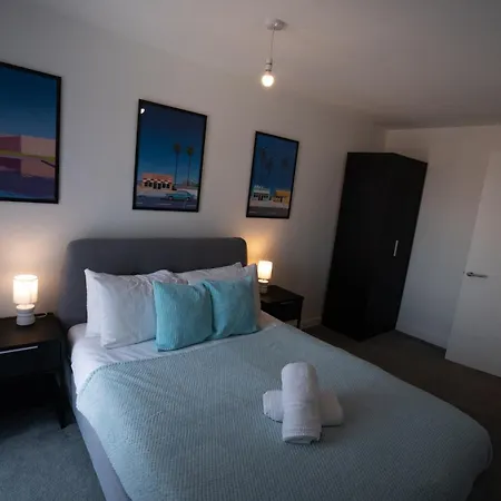 Apartmán Luxury 2 Bed Penthouse Large Balcony *